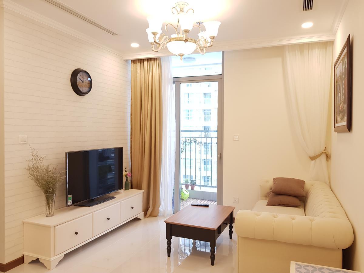 The Berry Vinhomes Luxury Apartments โฮจิมินห์ซิตี้ ภายนอก รูปภาพ