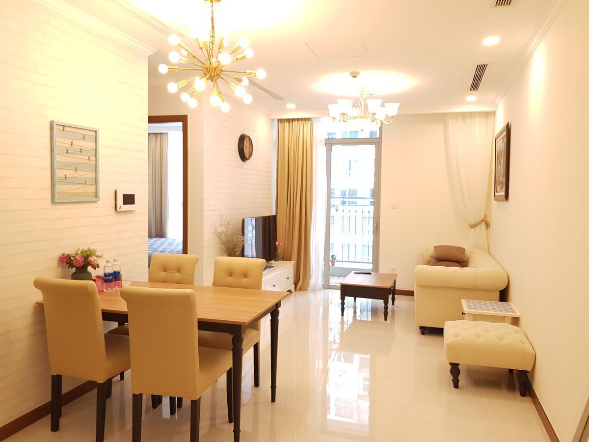 The Berry Vinhomes Luxury Apartments โฮจิมินห์ซิตี้ ภายนอก รูปภาพ