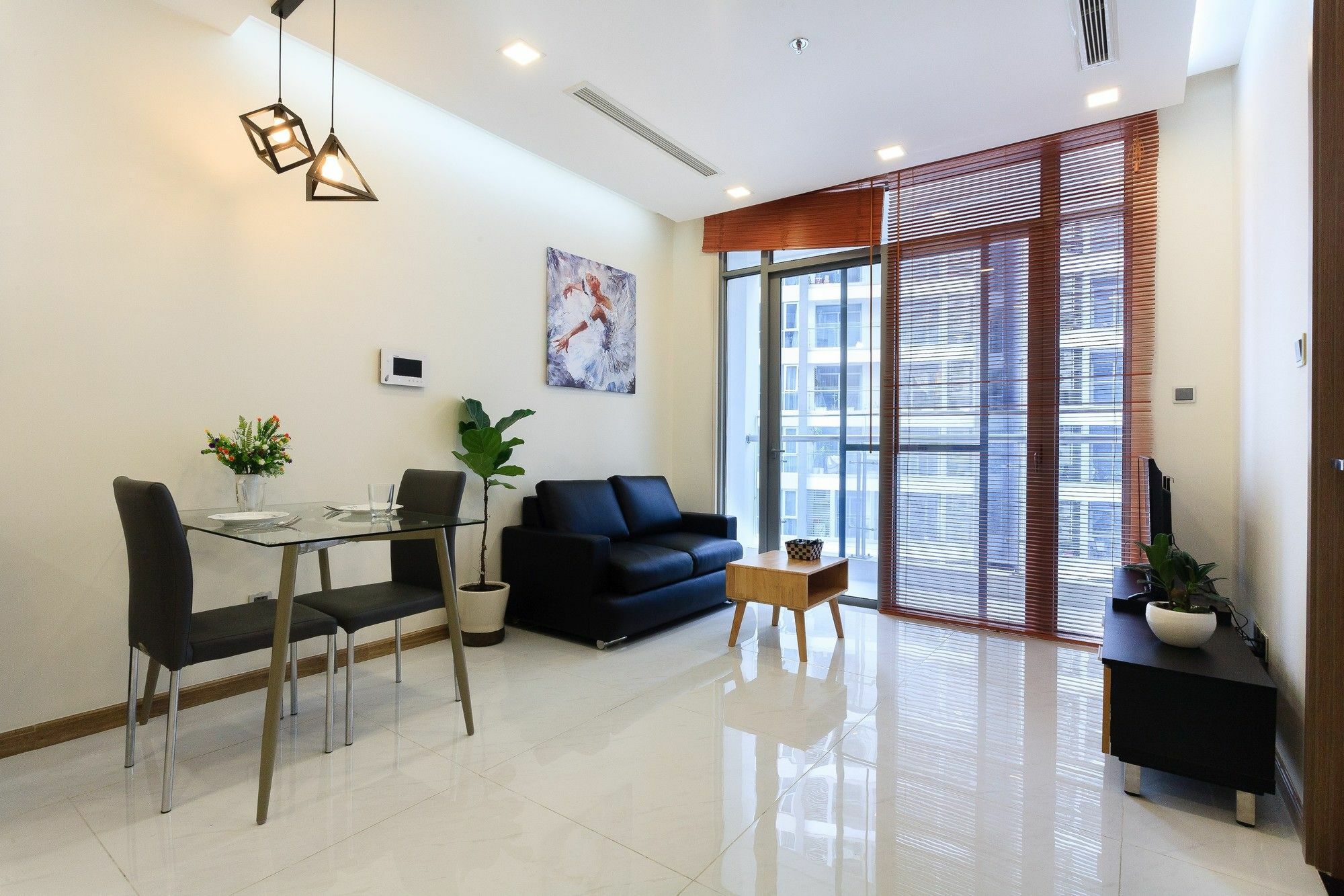 The Berry Vinhomes Luxury Apartments โฮจิมินห์ซิตี้ ภายนอก รูปภาพ