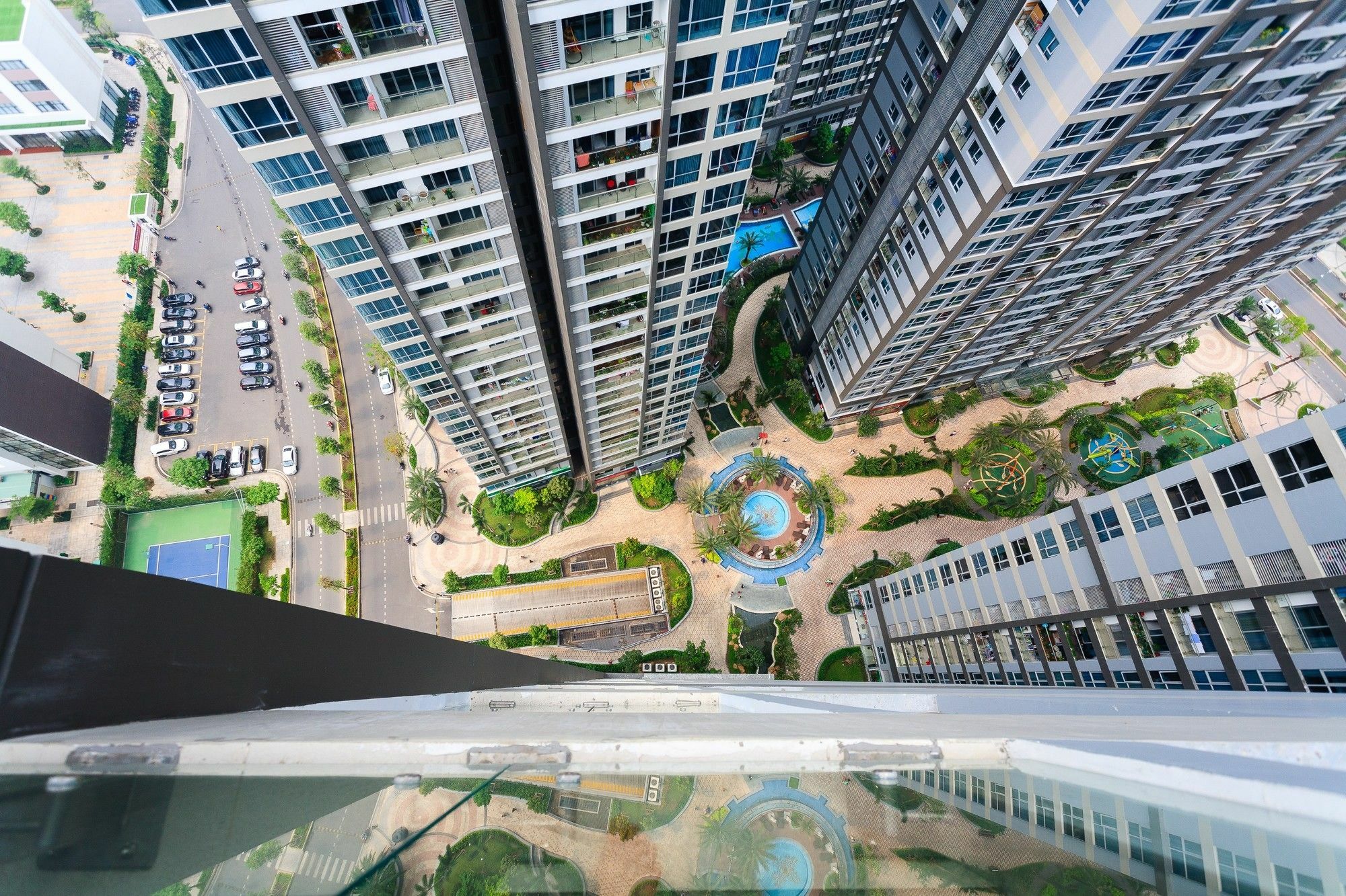The Berry Vinhomes Luxury Apartments โฮจิมินห์ซิตี้ ภายนอก รูปภาพ